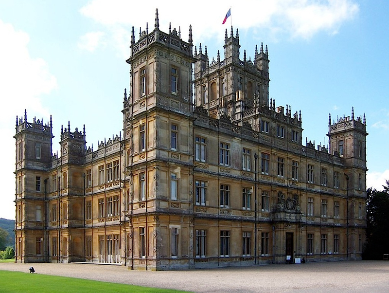 Illustration for article titled Downton Abbey, Made In The Sims 4